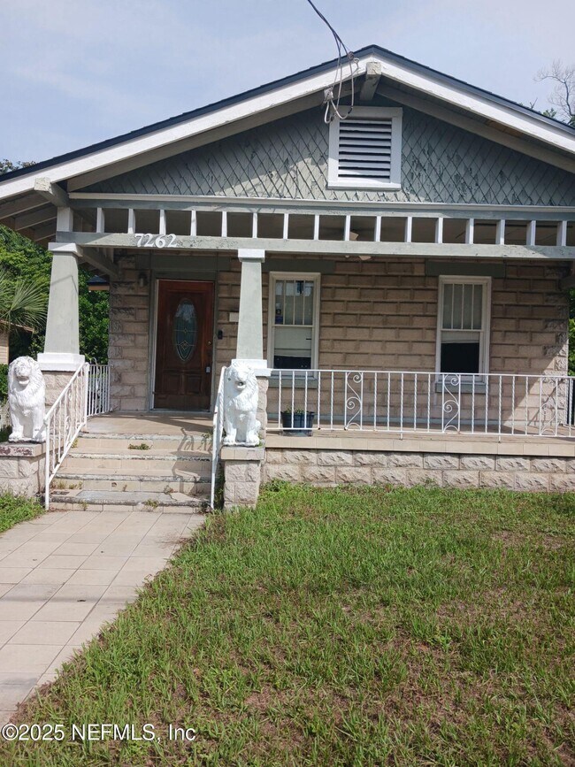 Primary Photo - 7262 Barberie St