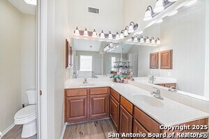 Building Photo - 132 Las Palomas Dr
