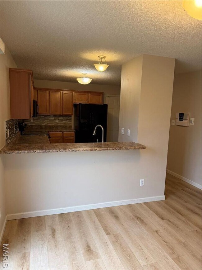 Building Photo - 56 Helena Ct