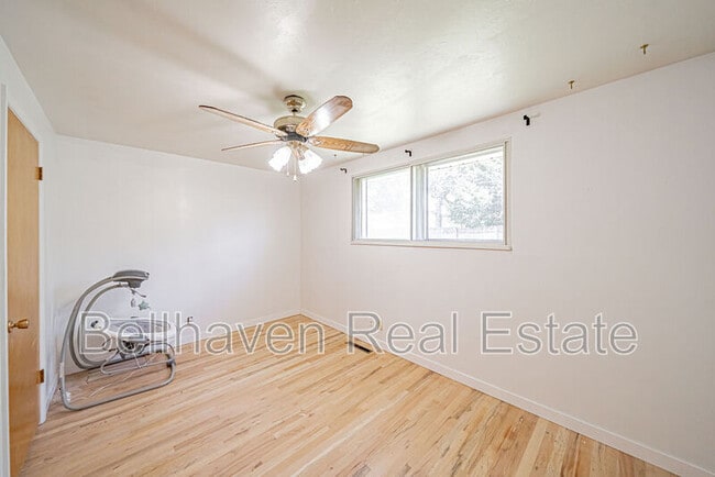Building Photo - 618 Davidson Dr