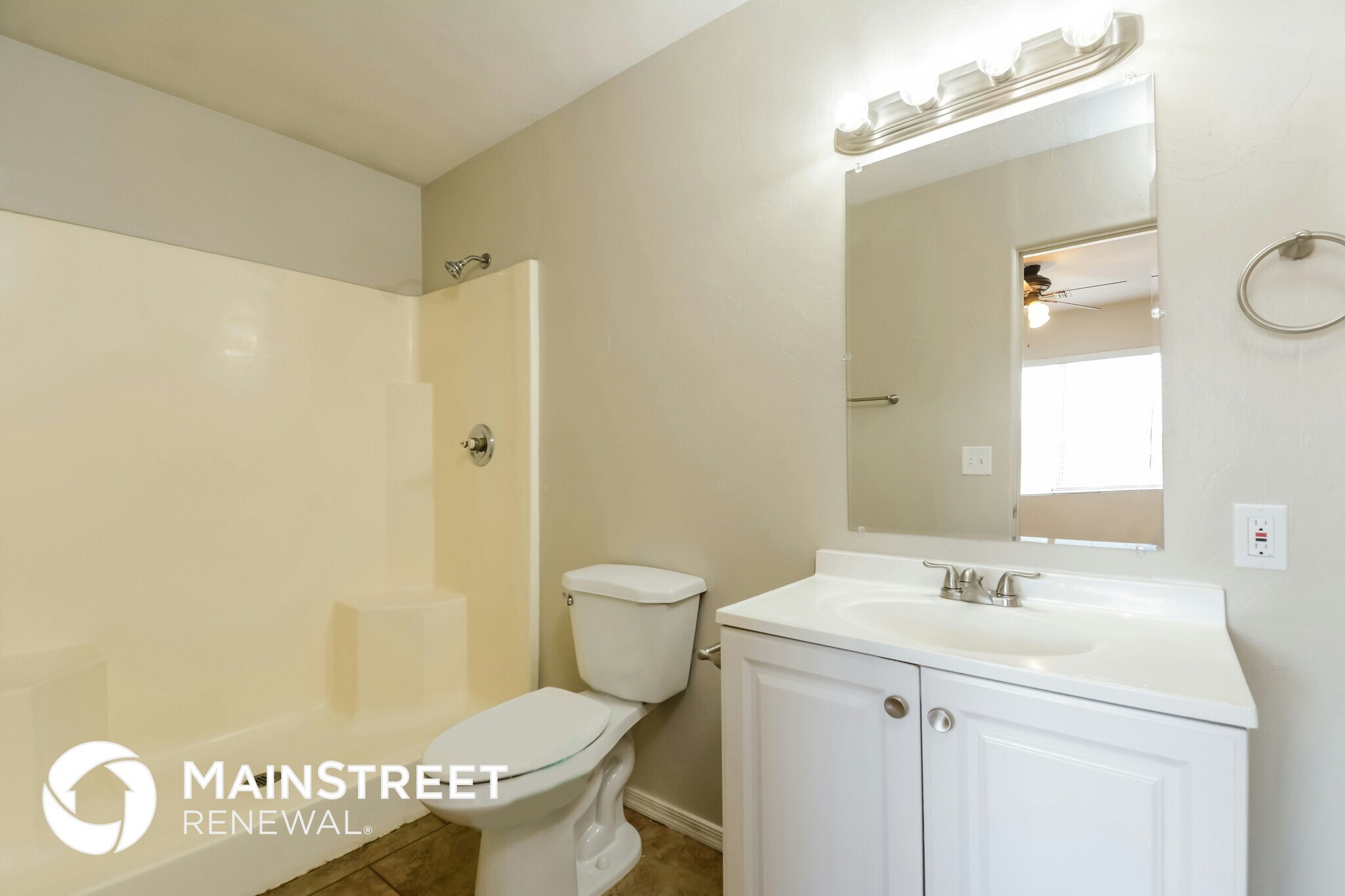 Building Photo - 4184 E Market St