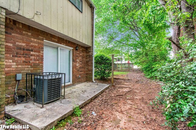 Building Photo - Welcome Home!