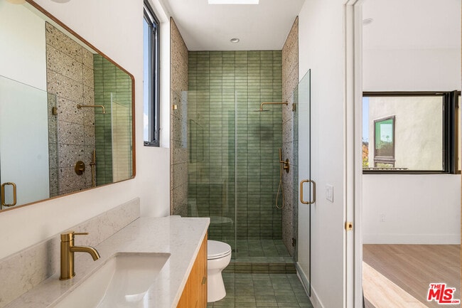 Building Photo - 3909 W Exposition Blvd