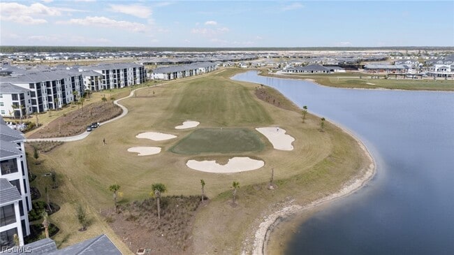 Building Photo - 15375 Grn Acrs Ave