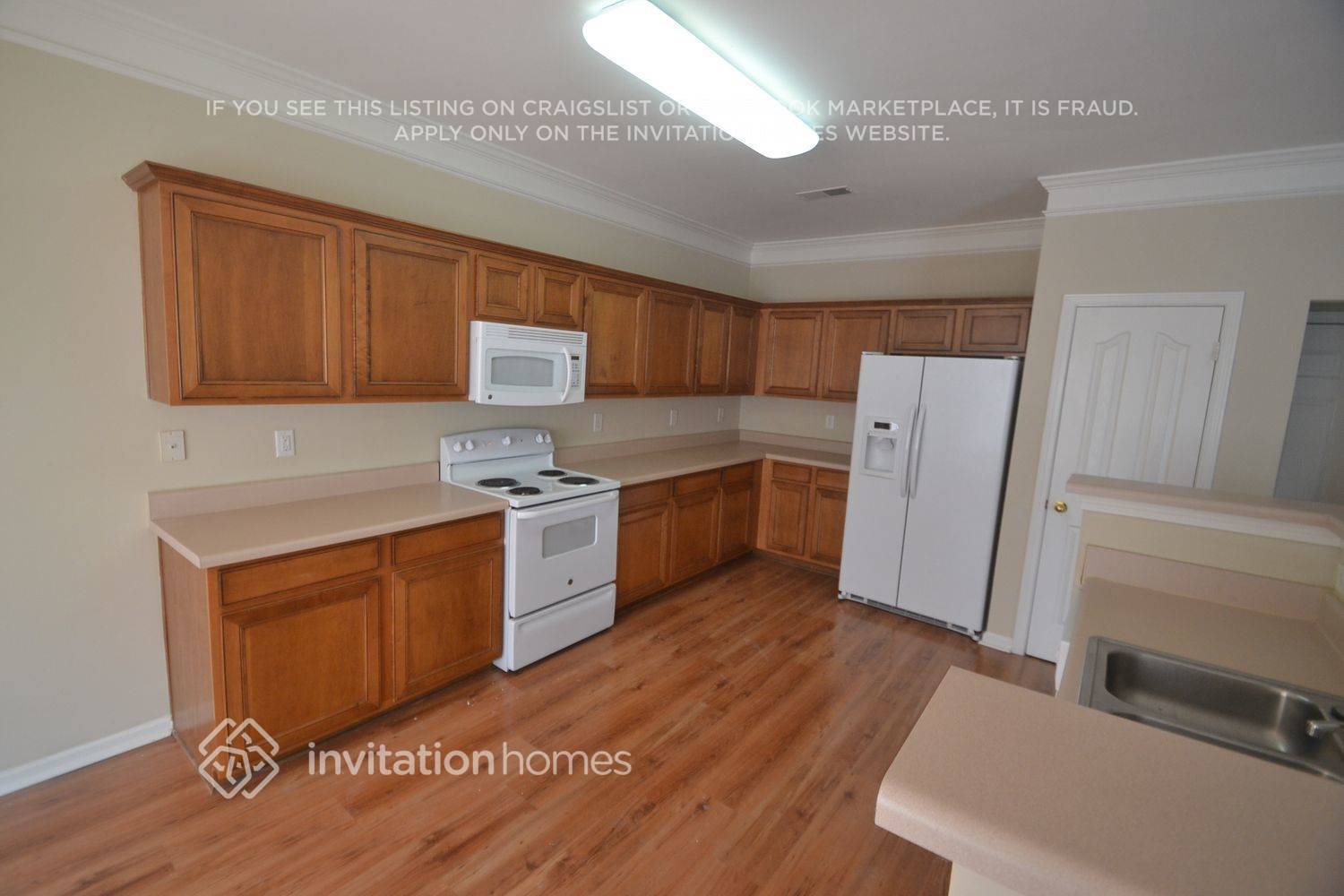 Building Photo - 3013 Saphire Ln
