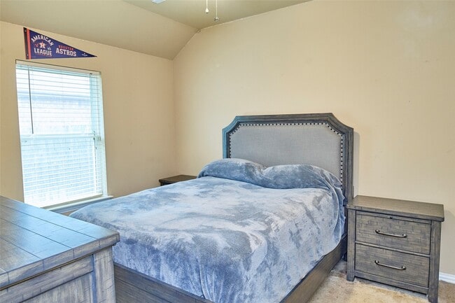 Building Photo - 26418 Green Heron Dr