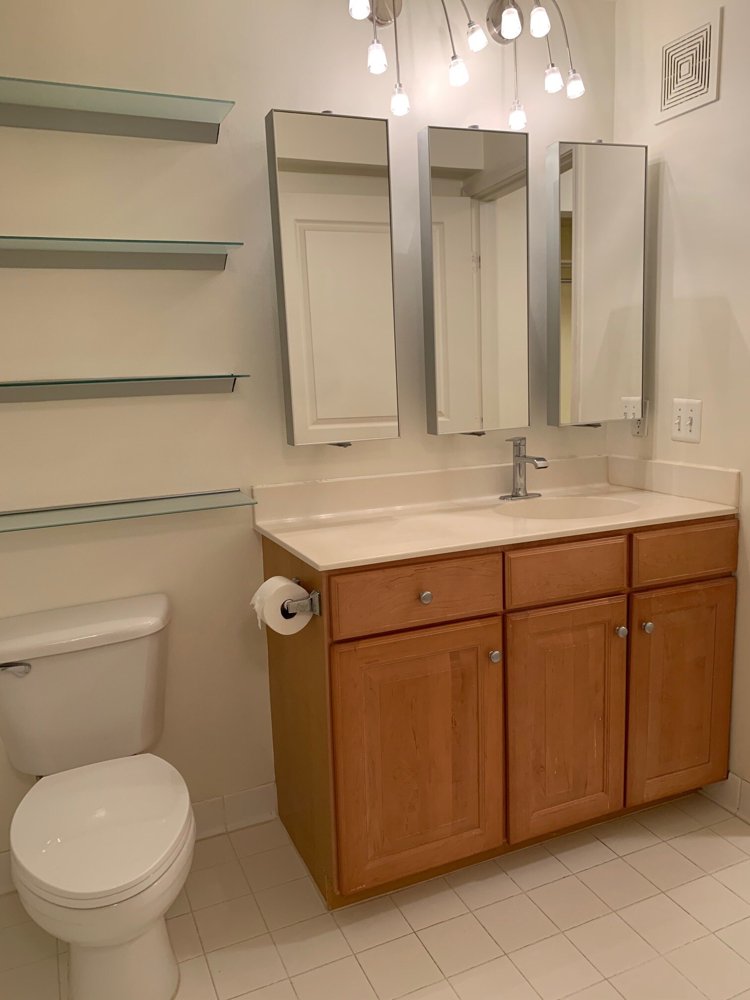 Building Photo - 12001 Market St