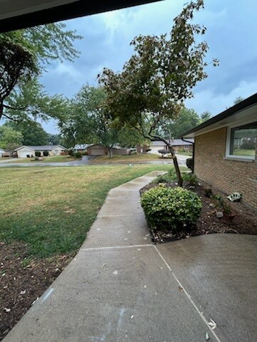 Building Photo - 2272 Berrycreek Dr