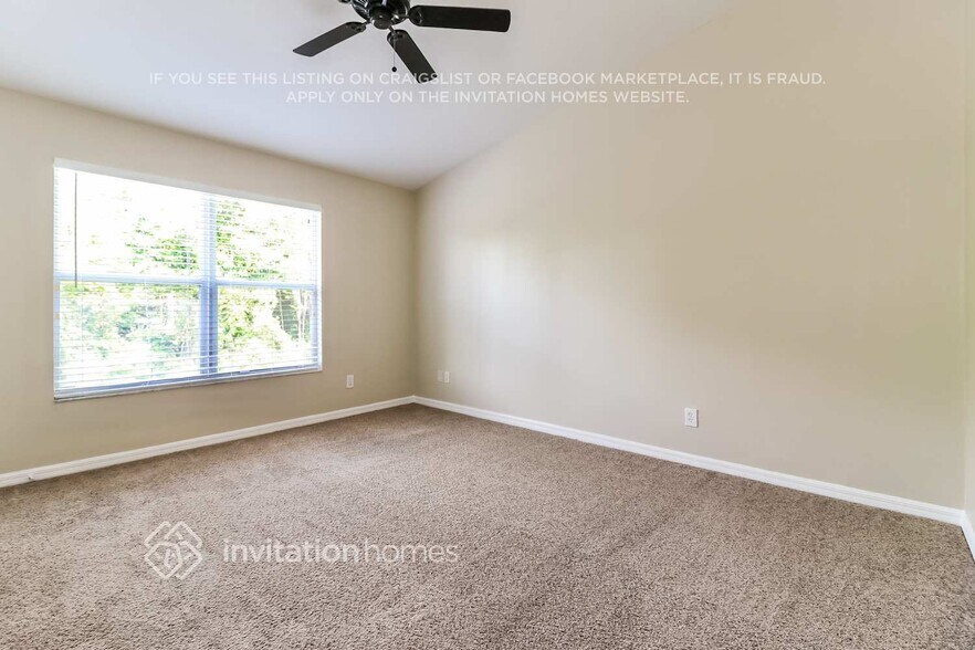 Building Photo - 1220 Charlesworth Dr