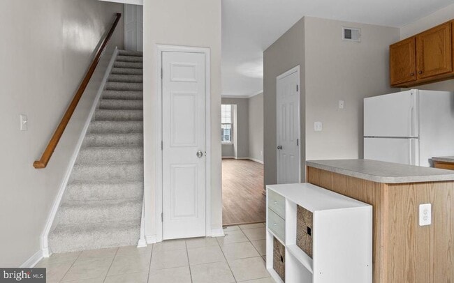 Building Photo - 8503 Towne Manor Ct