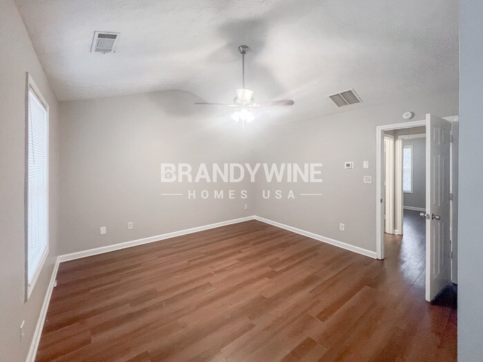 Building Photo - 185 Cool Weather Dr