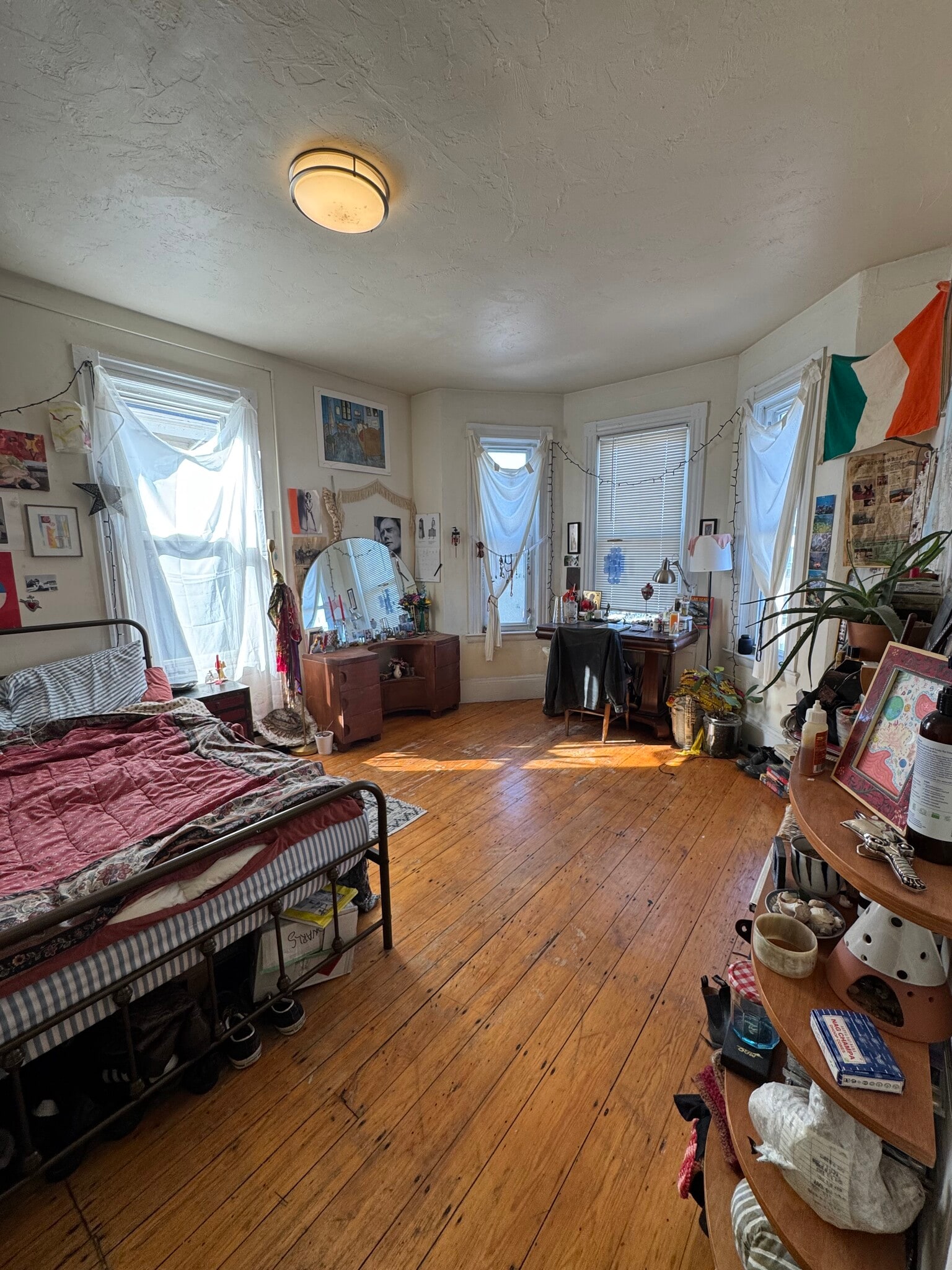 Building Photo - 108 Hyde Park Ave