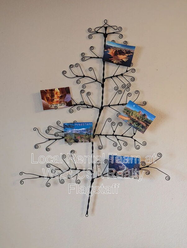 Building Photo - 5701 N Villa Cir