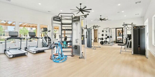 Building Photo - 8513 Shoreham