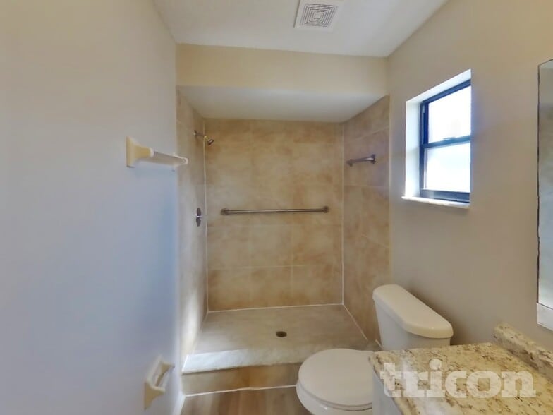 Building Photo - 2001 Deborah Dr