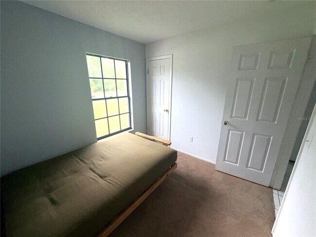 Building Photo - 745 Whitewood Dr