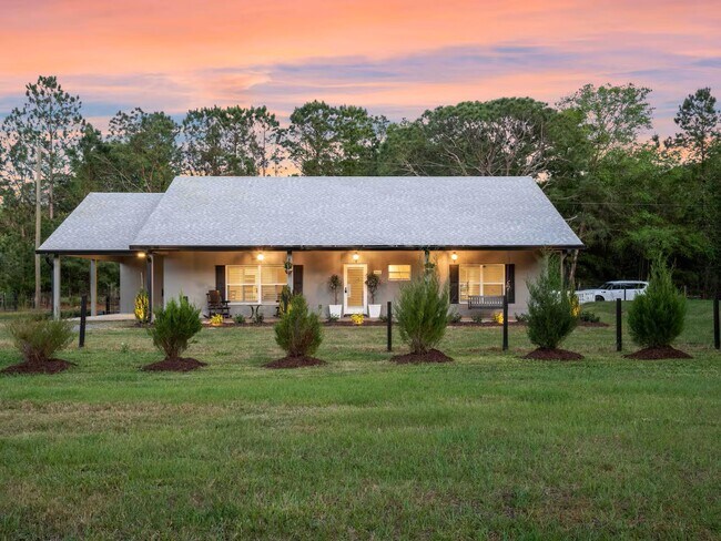 Primary Photo - 5660 Deer Path Ln