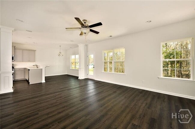 Building Photo - 293 McCrady Dr