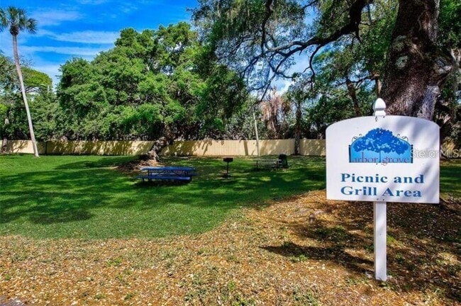 Building Photo - 3001 58th Ave S