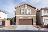 Building Photo - Charming two-story house