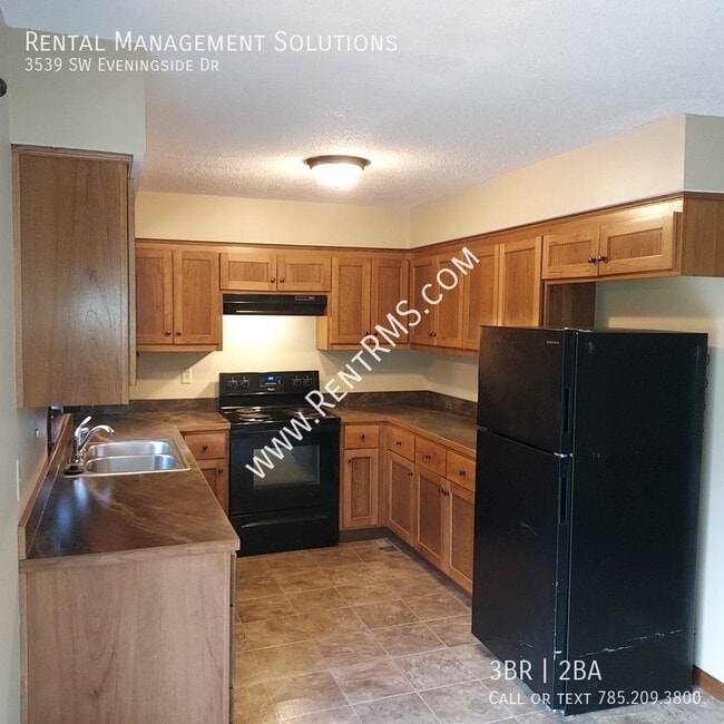 Building Photo - 3539 SW Eveningside Dr