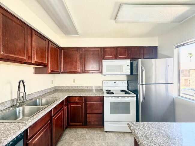 Building Photo - Las Vegas Guard-Gated Condo for Rent | 2 Bedroom Upstairs Unit | River Glen Community