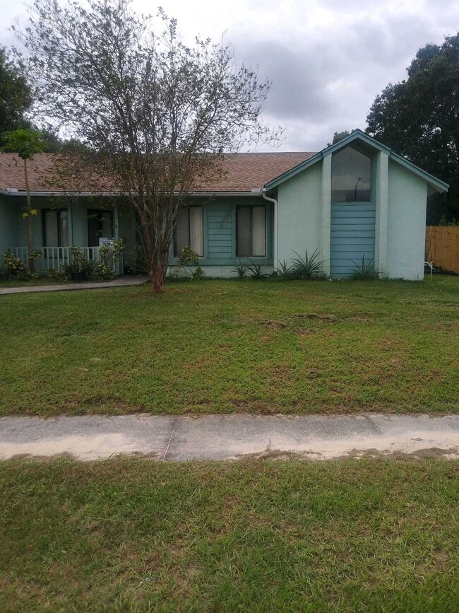 front of home - 5688 Breckenridge Cir