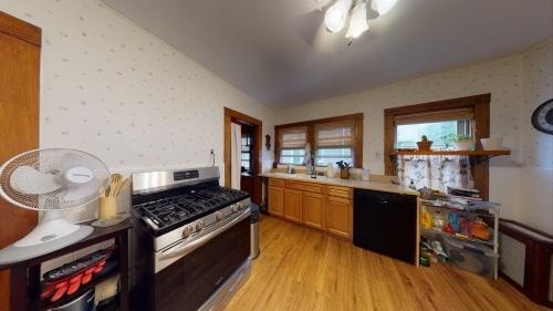 Building Photo - 2 bedroom in Arlington MA