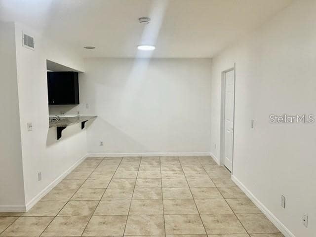 Building Photo - 6947 Country Corner Ln