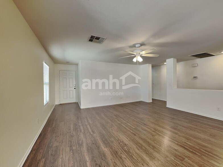 Building Photo - 3408 E Palatine Hills Ave