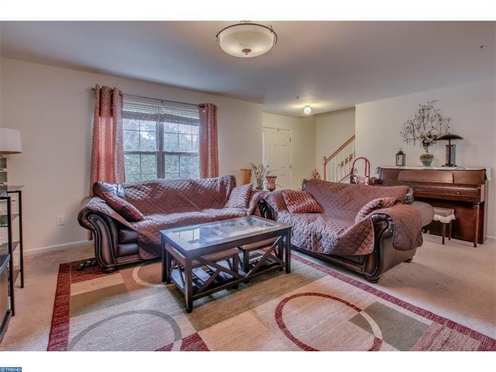 Building Photo - 407 Hosta Ct