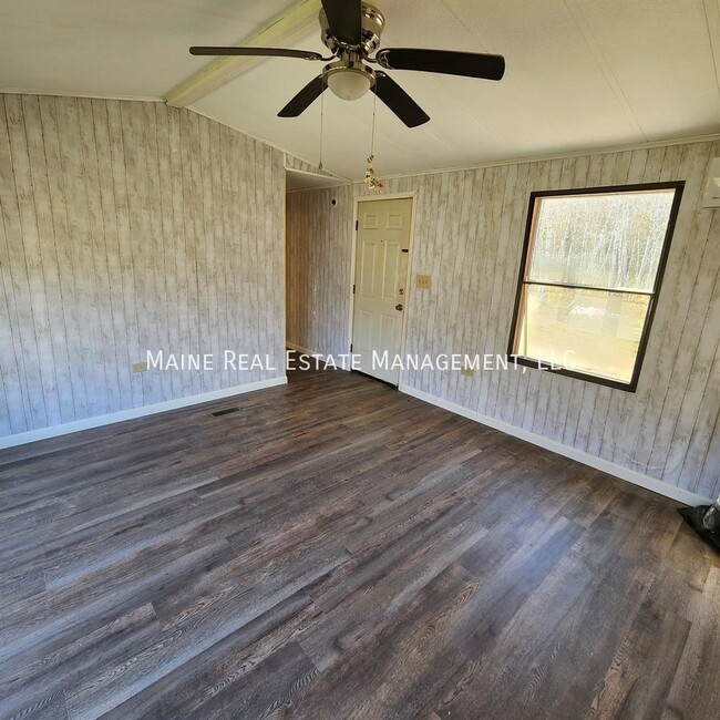 Building Photo - 14 Bunchberry Ct