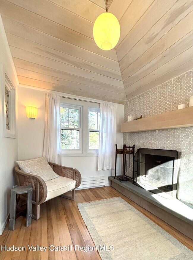 Building Photo - 299 Wittenberg Rd