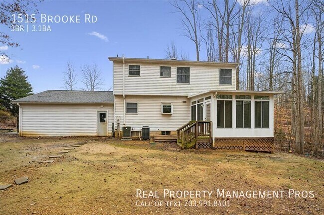 Building Photo - 1515 Brooke Rd