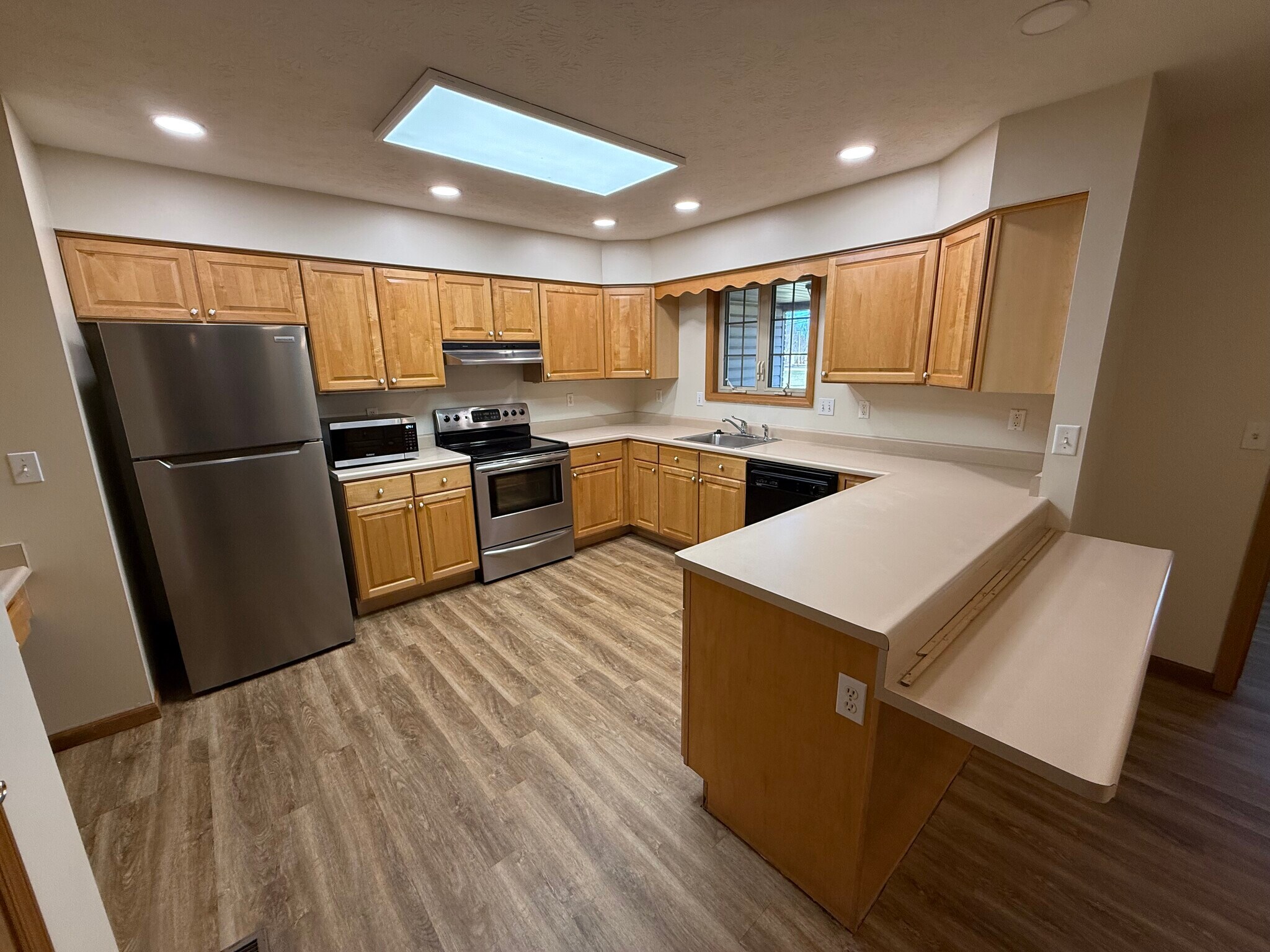 Building Photo - 5 Micaela Ct