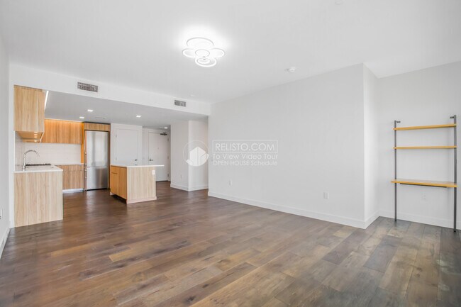 Building Photo - 1300 22nd St