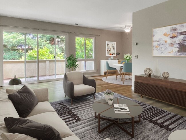 Building Photo - Updated Top Floor Corner Unit-Community Po...