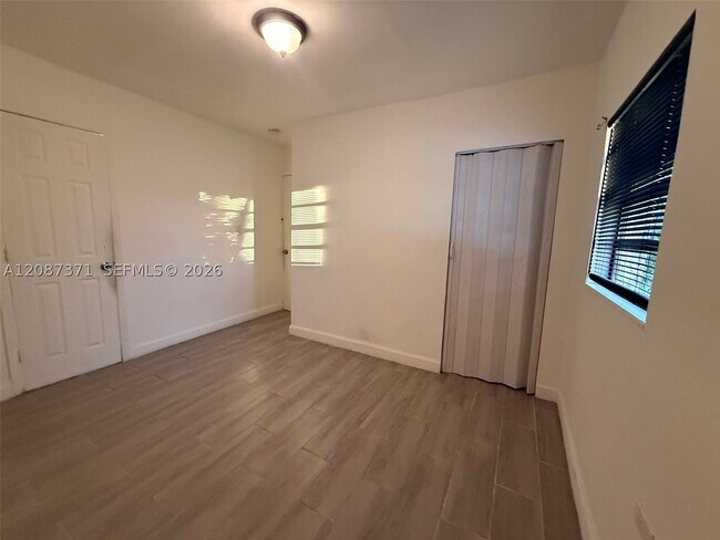 Building Photo - 237 NE 58th St