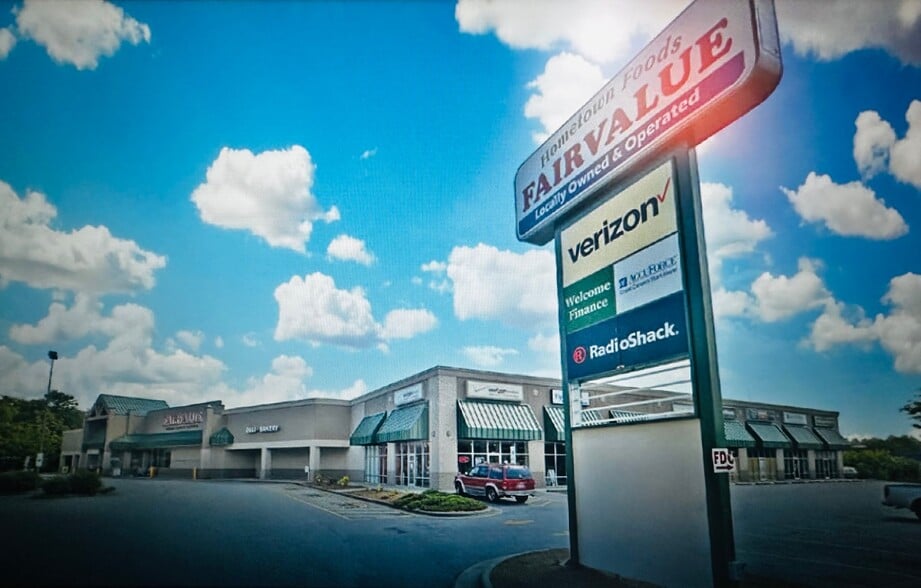 Building Photo - 2025 Morganton Blvd SW