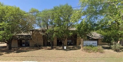 Building Photo - 515 Roy St