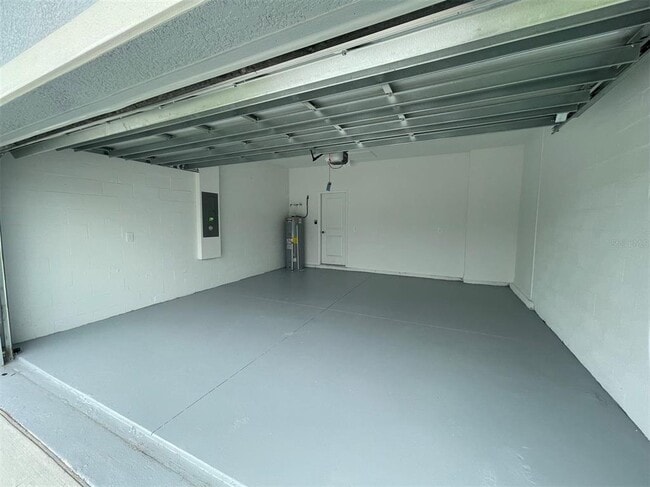 Building Photo - 835 Ofanto Wy