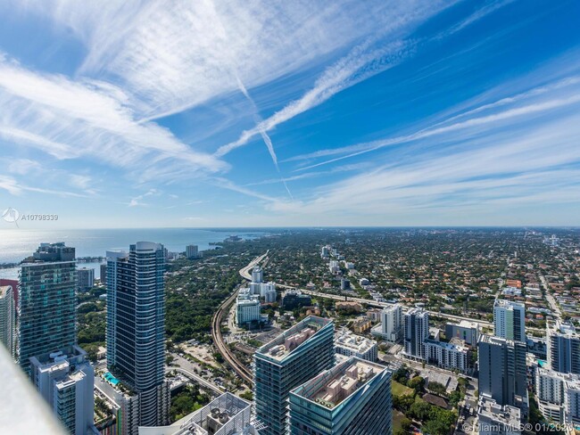 Building Photo - 1000 Brickell Plaza