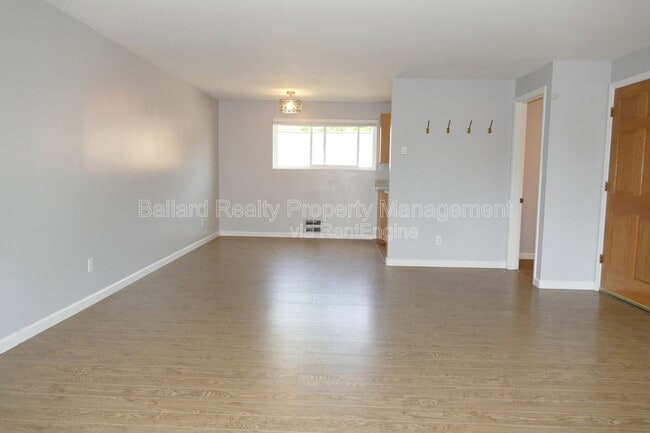 Building Photo - 1476 NW 70th St