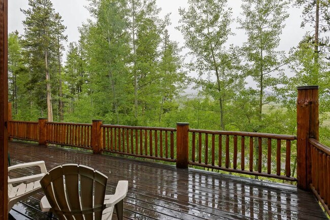 Building Photo - 929 American Way