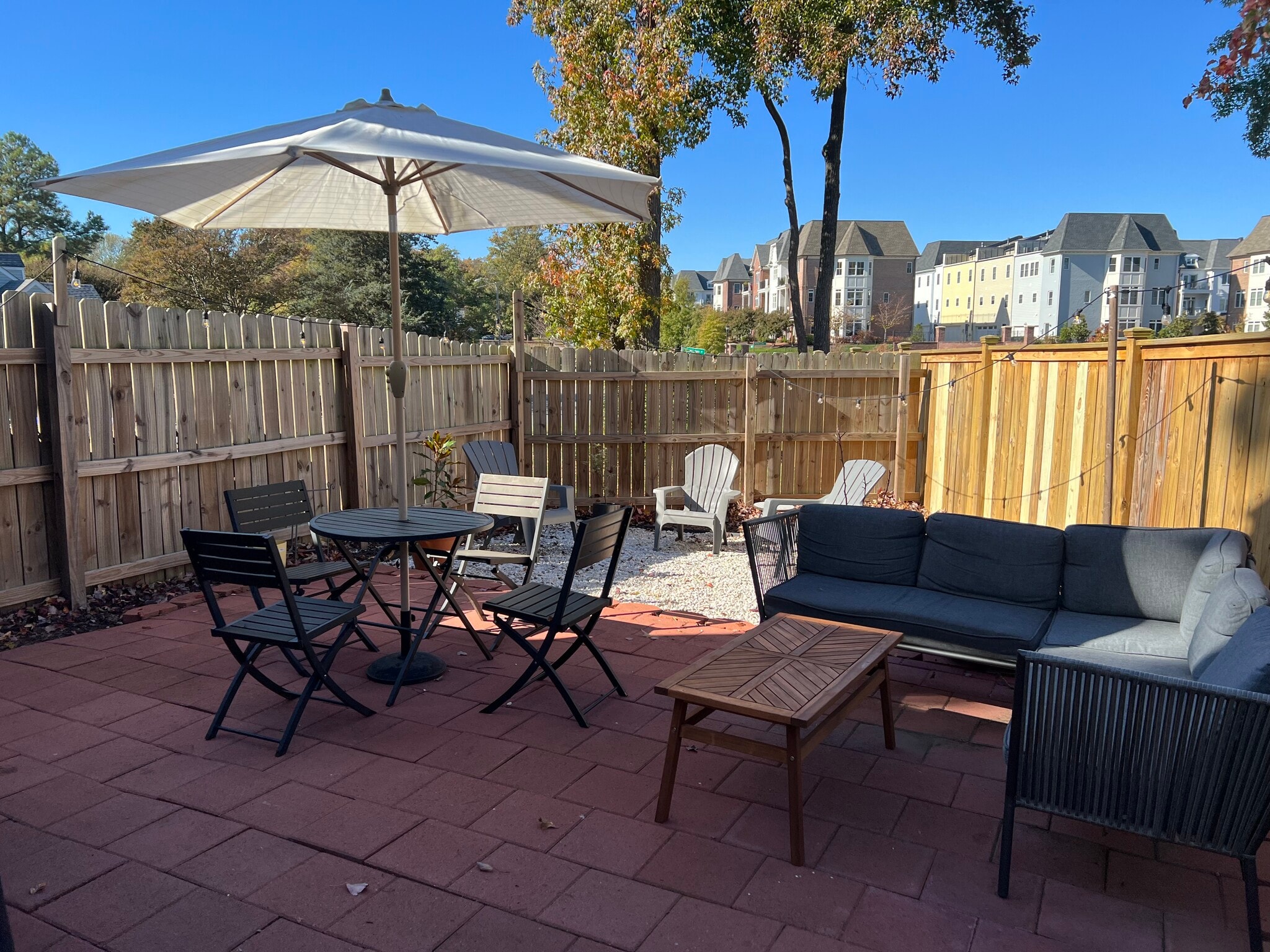 Back patio - 5108 Bromley Ln