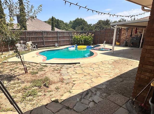 Building Photo - 3018 Apple Valley Dr