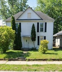 Building Photo - RENT SPECIAL !! 2 Bedroom with a Bonus Roo...