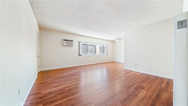Building Photo - 6045 Hazelhurst Pl