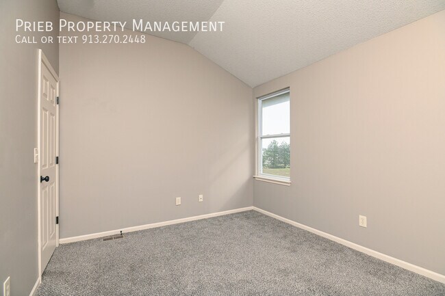 Building Photo - 714 N Findley St