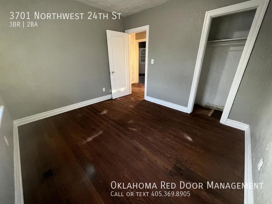 Building Photo - 3701 NW 24th St